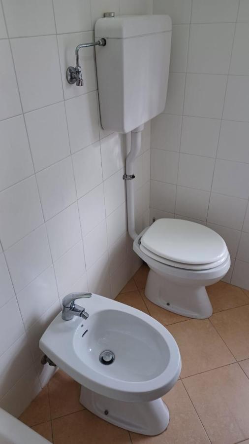 Romiti Apartment Ferrara Buitenkant foto