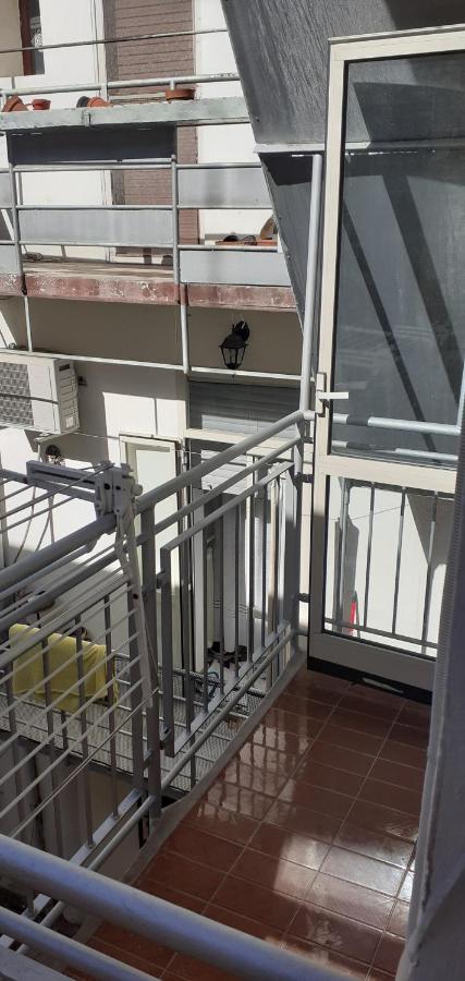 Romiti Apartment Ferrara Buitenkant foto